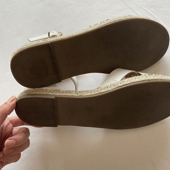 Women's / Teen's Journee Collection Lyddia Sandals Size 8 - Picture 8 of 9